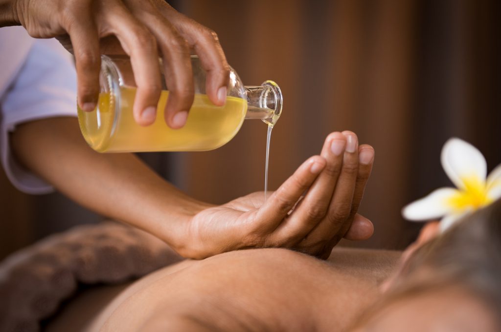 Atraskite gydomąją aromaterapinio masažo naudą