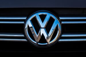 Volkswagen: Išsamus žvilgsnis į istoriją ir įtaką automobilių pramonei