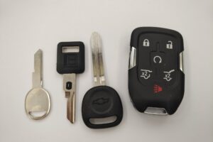 Automobilių raktų technologijos raida
